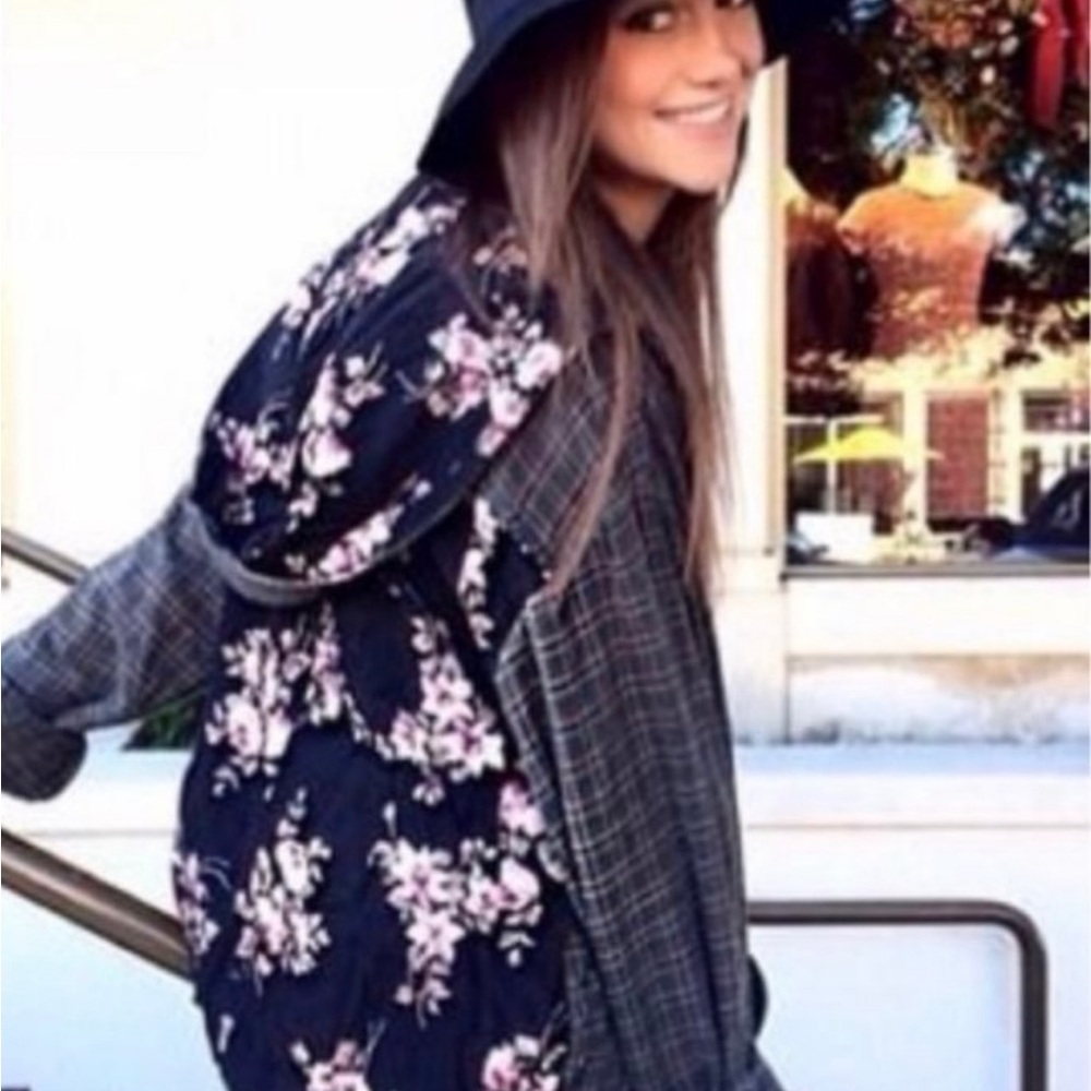 Lf Stores Vintage Floral Flannel